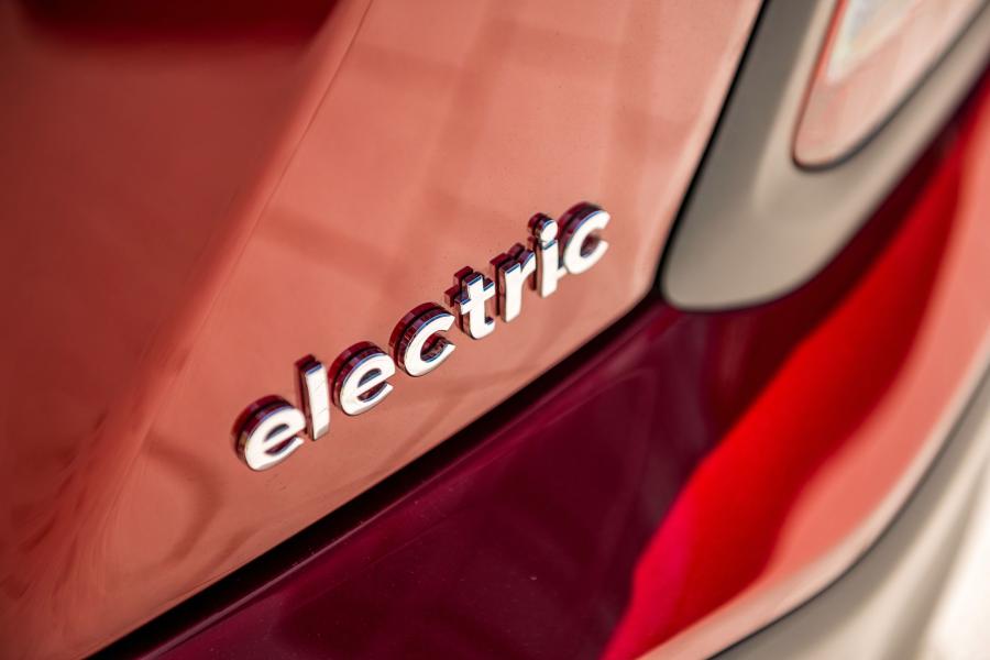 Колеса Hyundai Kona Electric 2018 года  (WW) (фото 11 из 48)